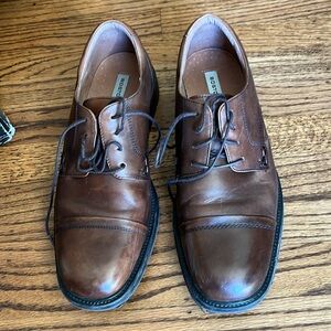 Bostonian brown leather men’s shoes, 10W, shoelaces, great condition